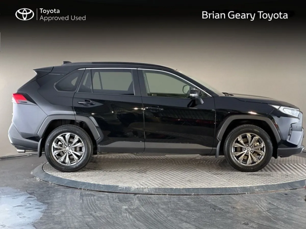 Toyota RAV4 HYBRID SOL - Image 3