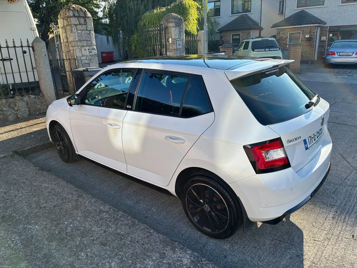 Skoda Fabia Monte Carlo 2017 - Image 5