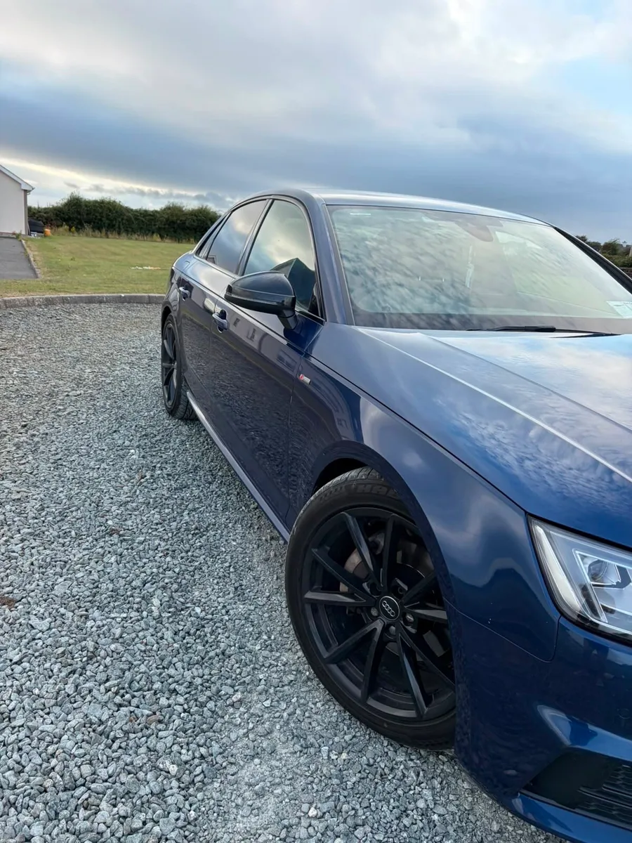 AUDI A4 QUATTRO - Image 1