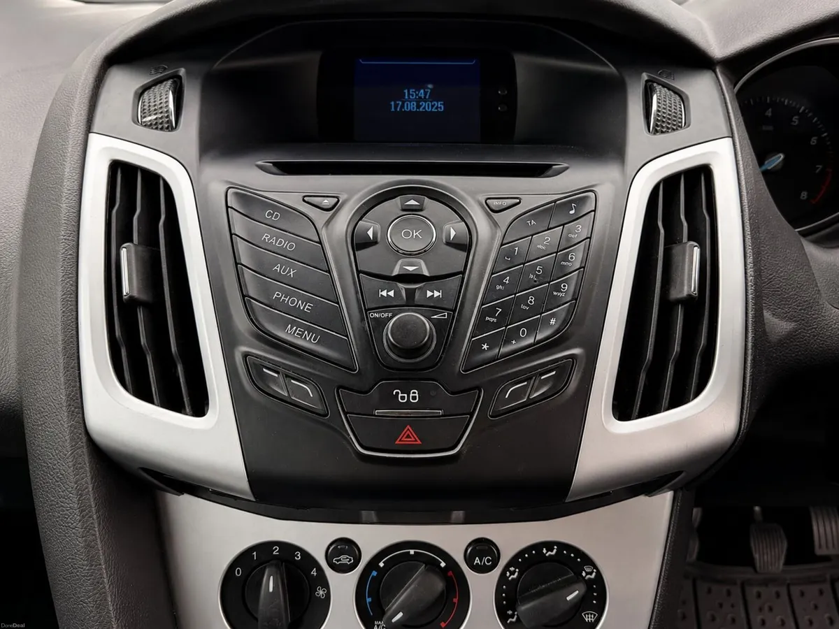 Ford Focus 2012 - Image 4