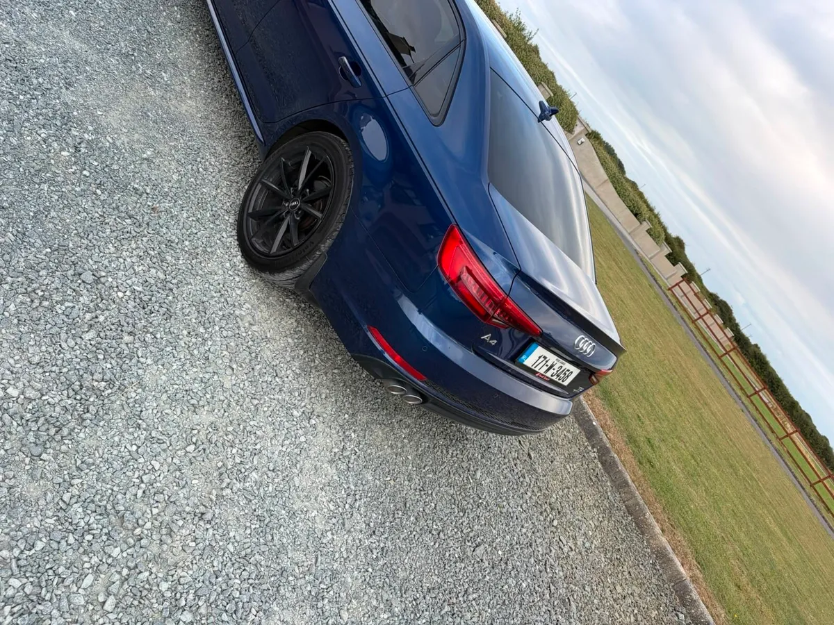 AUDI A4 QUATTRO - Image 4