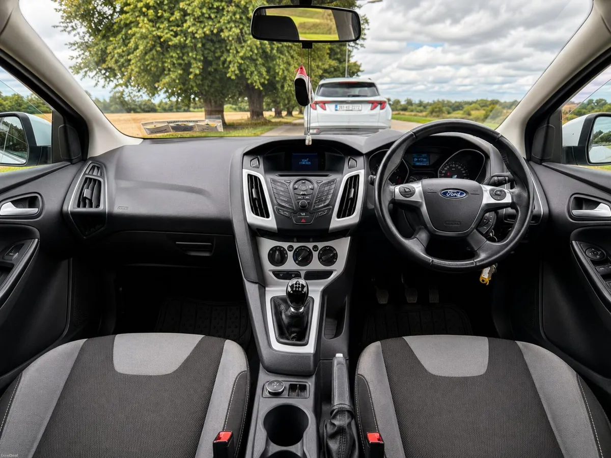 Ford Focus 2012 - Image 6