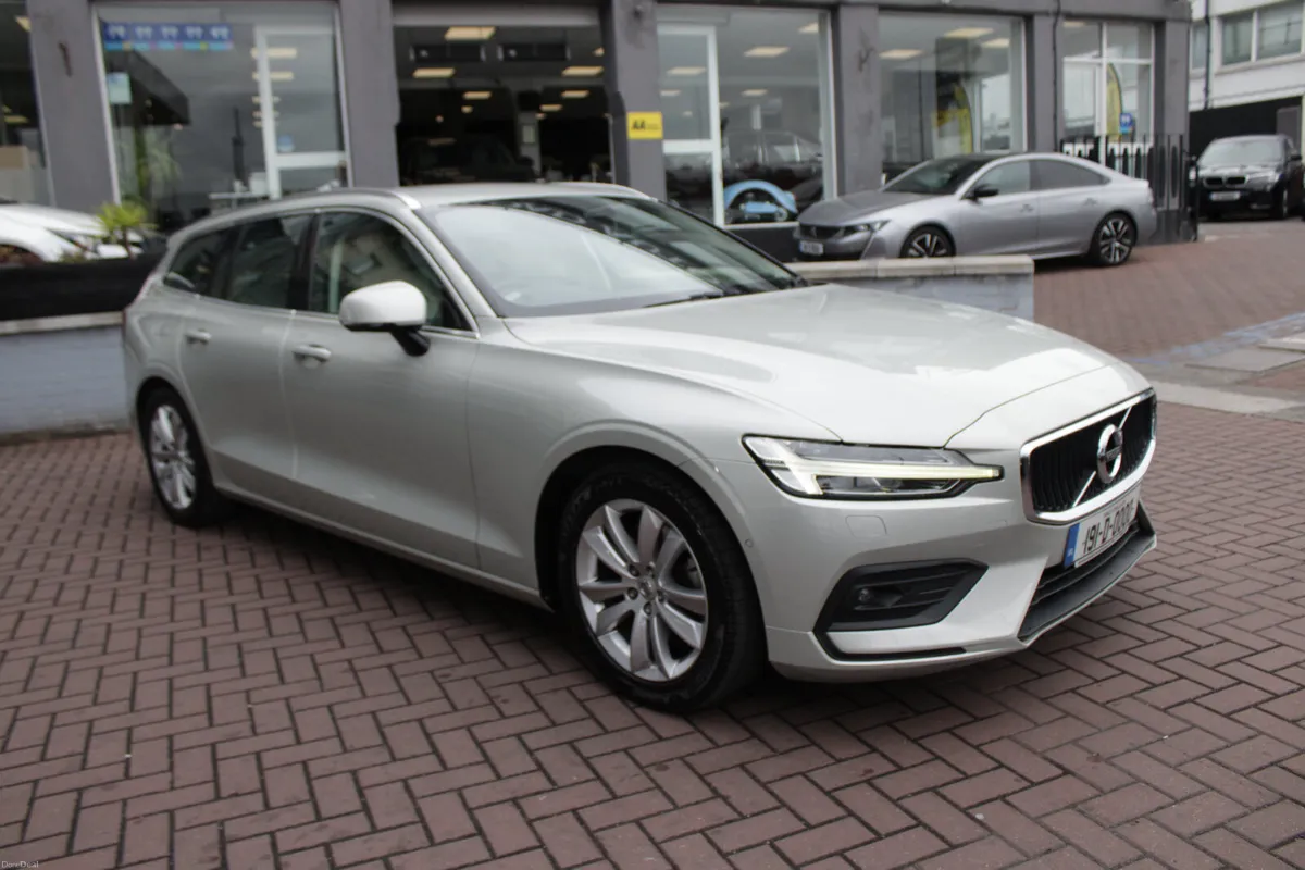 2019 VOLVO V60 T5 - Image 2