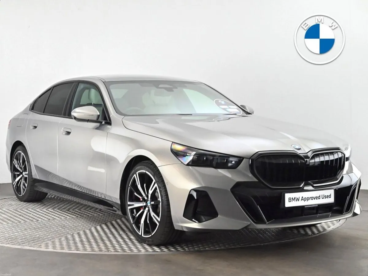 BMW 5-Series 520i M Sport Pro Saloon - Image 1