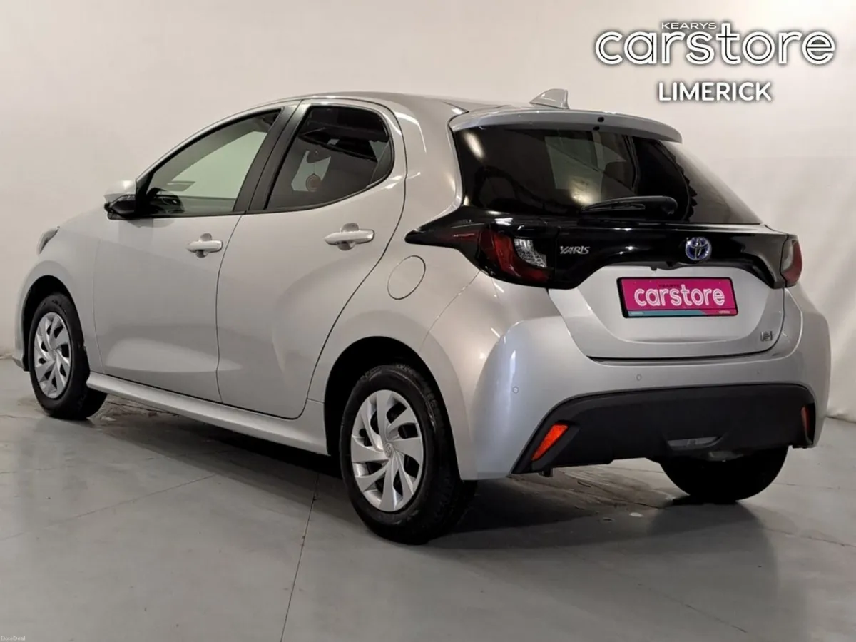 Toyota Yaris 1.5 - Image 5