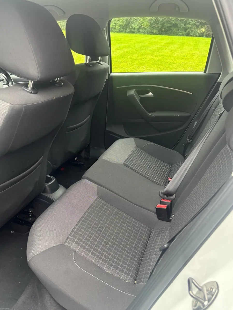 Car - Image 5