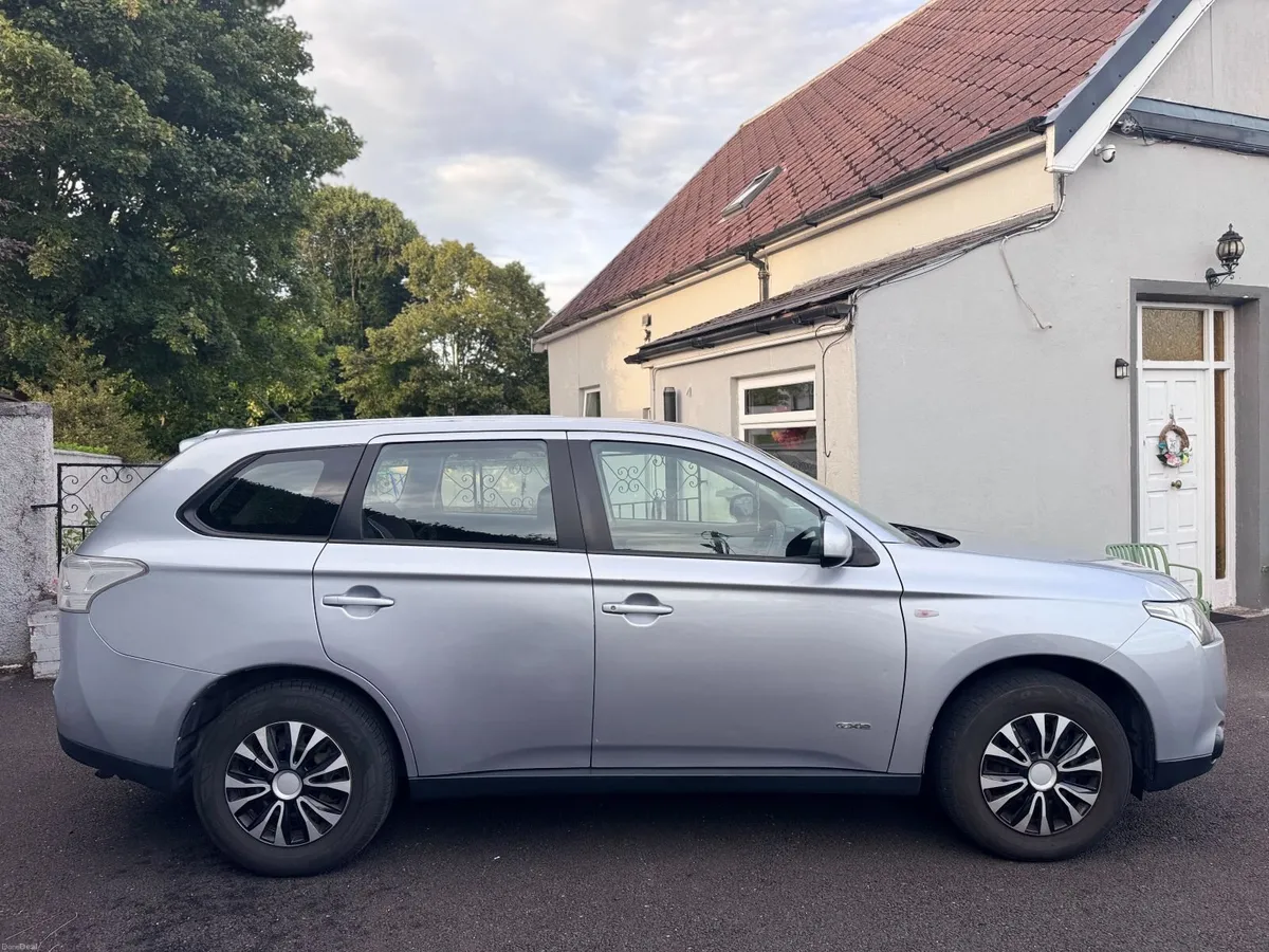 2014 Mitsubishi Outlander 2.3 Diesel 4WD Manual – - Image 4