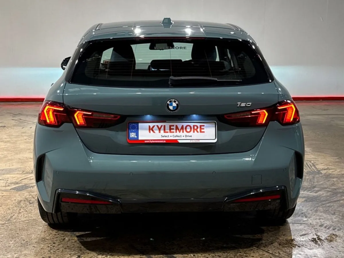 BMW 1-Series LOW MILEAGE - 120 NEW MODEL FACELIFT - Image 4