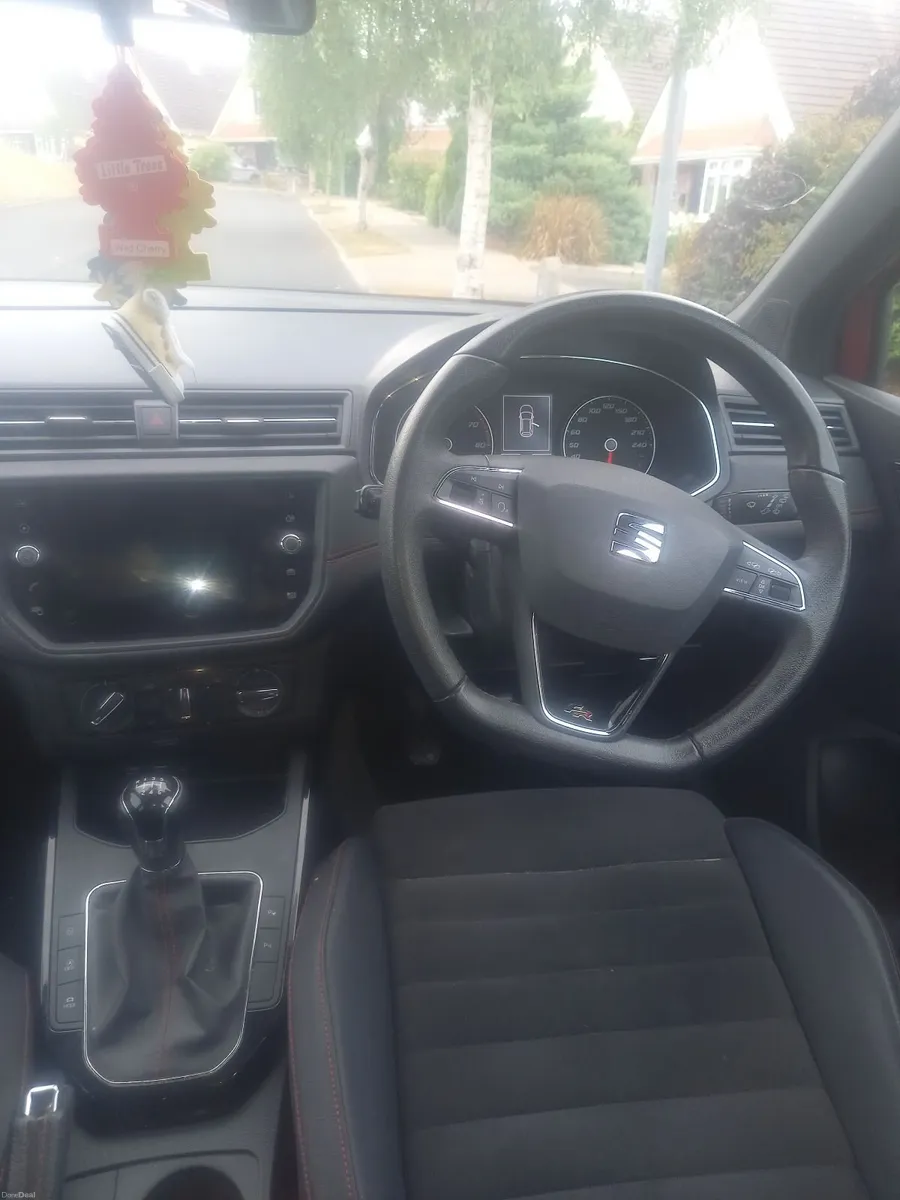 SEAT Arona 2018 - Image 3