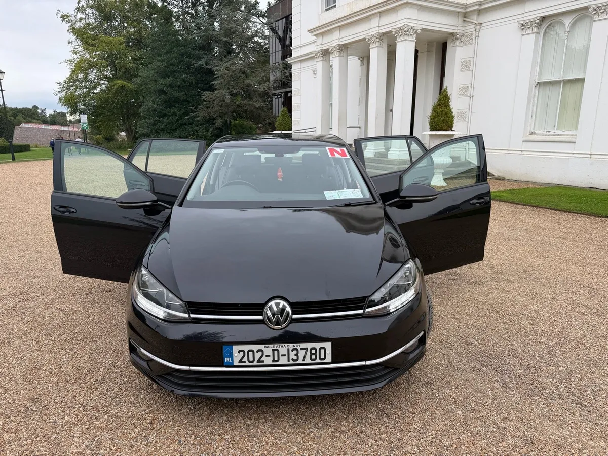 2020 Volkswagen Golf 1.6 TDI Black - Image 3