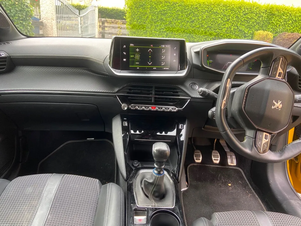 Peugeot 208 GT Line - Image 5
