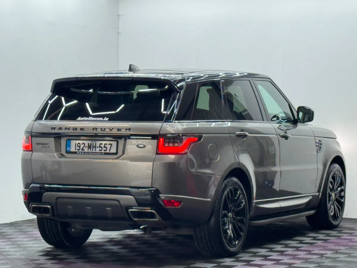 2019 Land Rover Range Rover Sport P400E - Image 6
