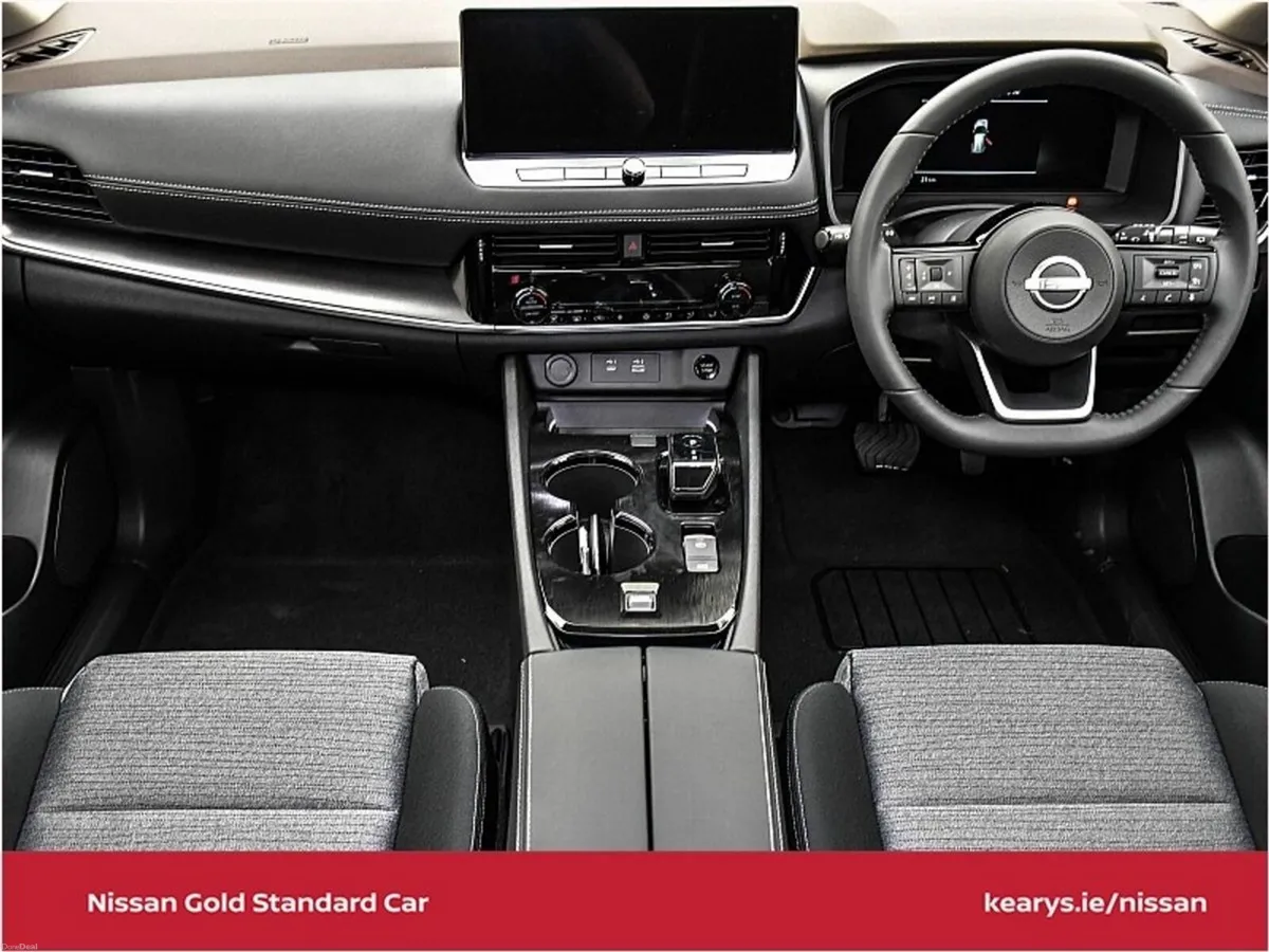 Nissan X-Trail ePOWER SV PREMIUM 5 Seater - Image 4