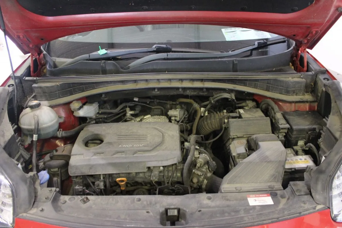 Kia Sportage 1.7 PLATINUM SAM - TENDER 8 - Image 4
