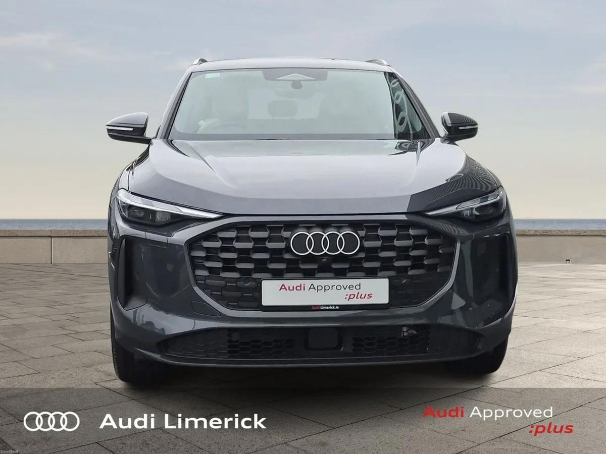 Audi Q5 Q5 E-HYBRID 220  Q SE  + SPORTS SEATS - Image 2