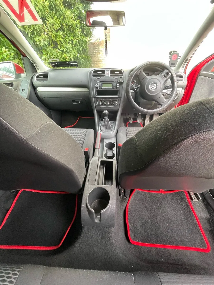 Volkswagen Golf, 1.6 tdi - Image 5
