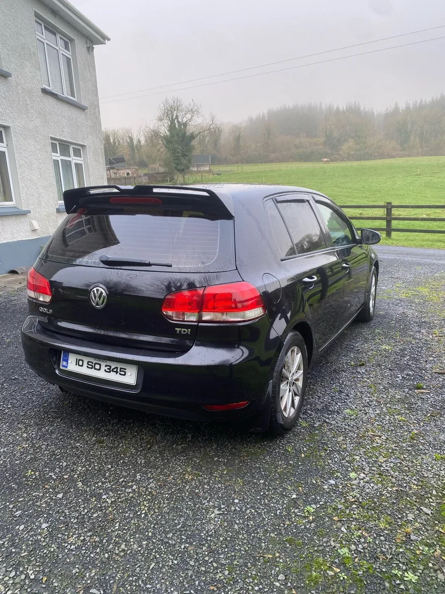 Volkswagen Golf - Image 5
