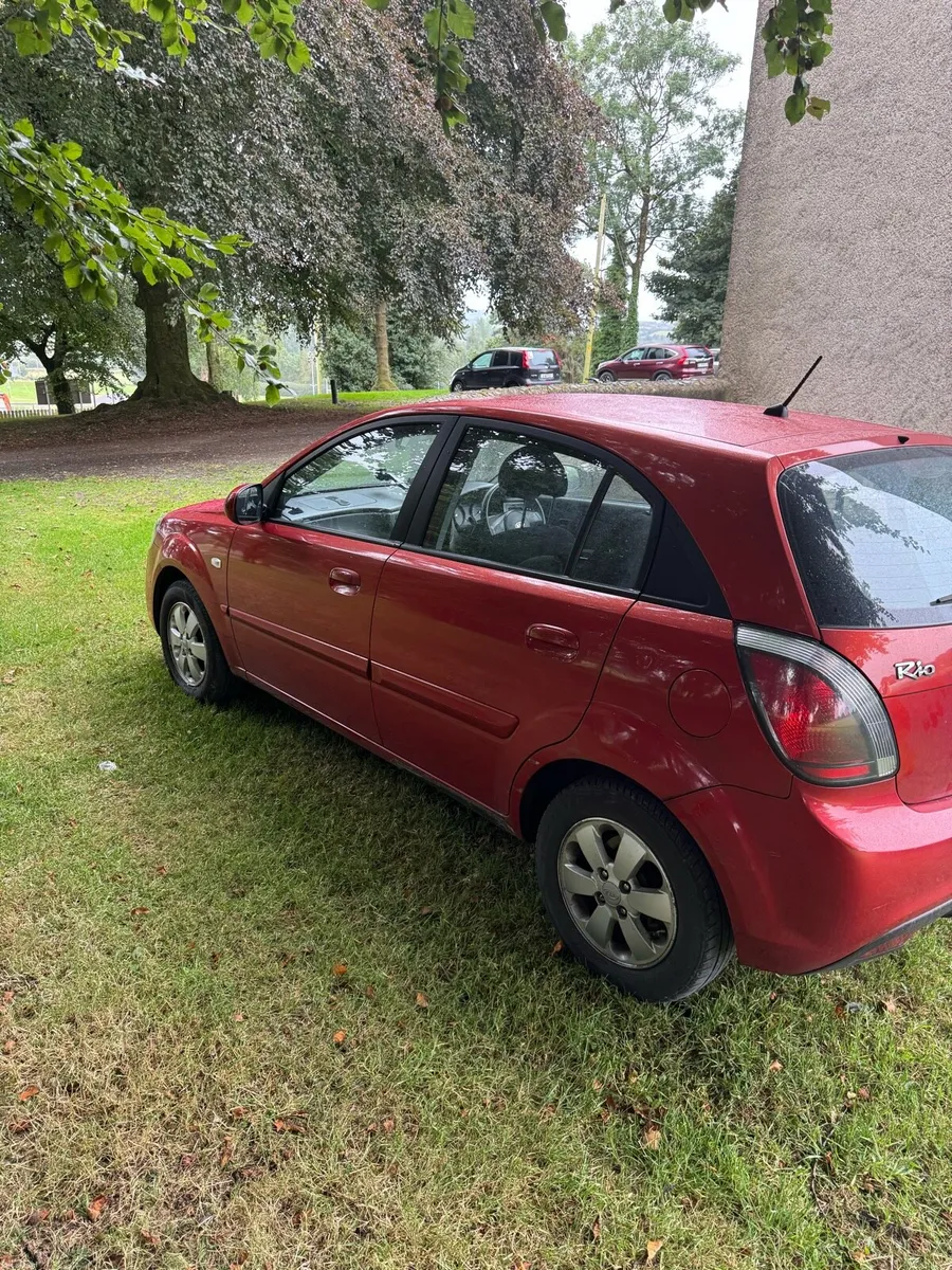 Kia Rio 2011 . 1.5 diesel - Image 2