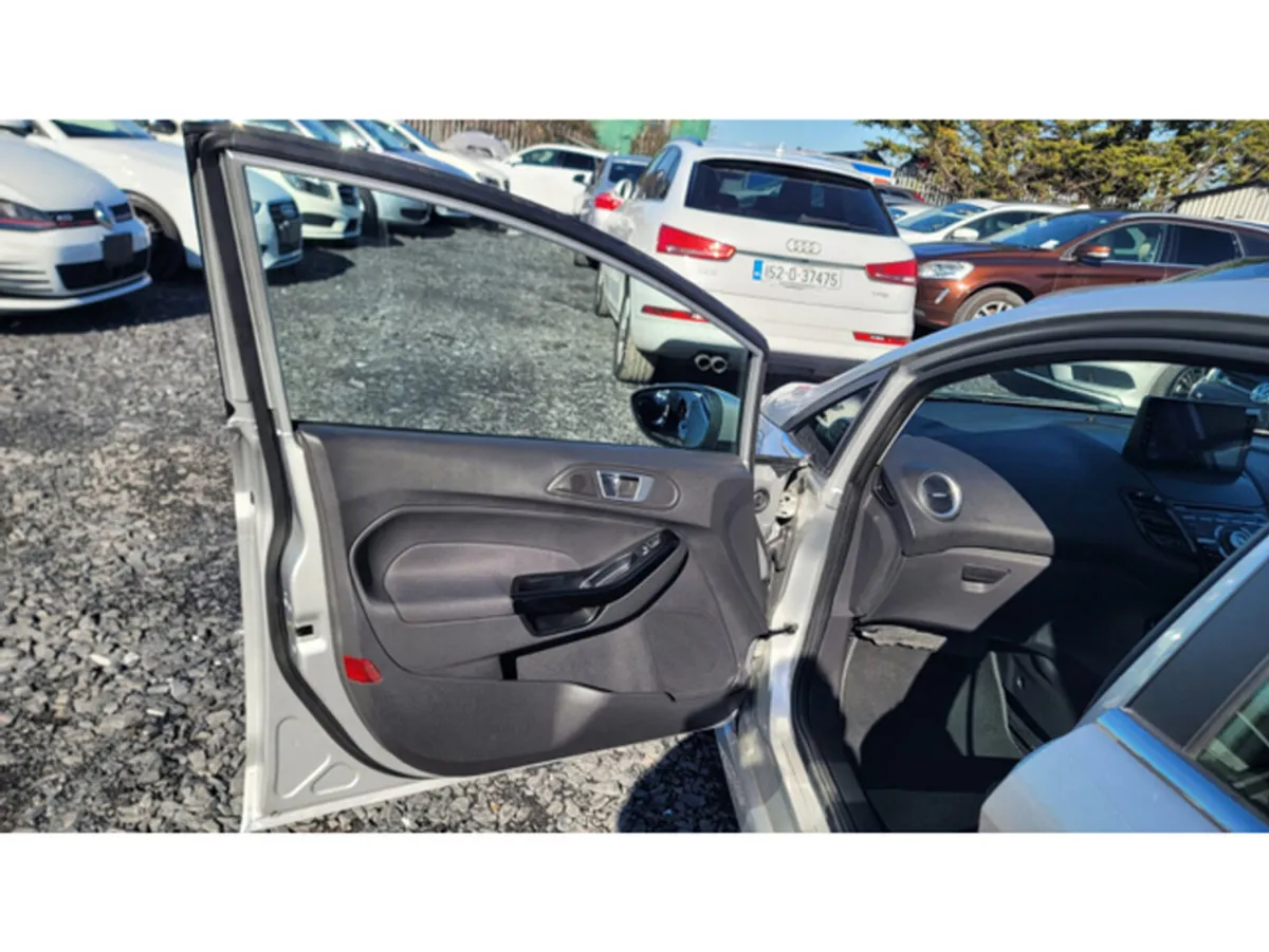 Ford Fiesta 1.0L Automatic Petrol Fresh import  (J - Image 5