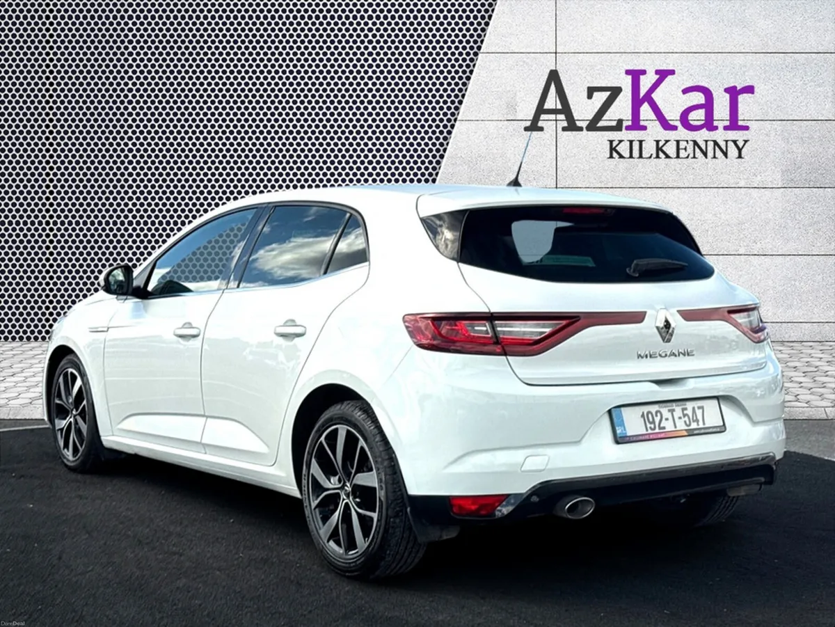 Renault Megane 2019 ICONIC BLUE 1.5 DIESEL HATCHBA - Image 6