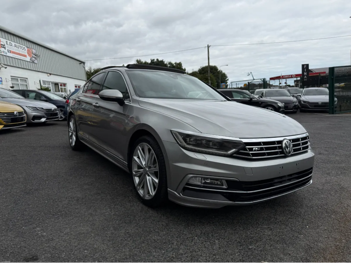 Volkswagen Passat R-LINE SUNROOF 2.0 R-LINE EDITIO - Image 3