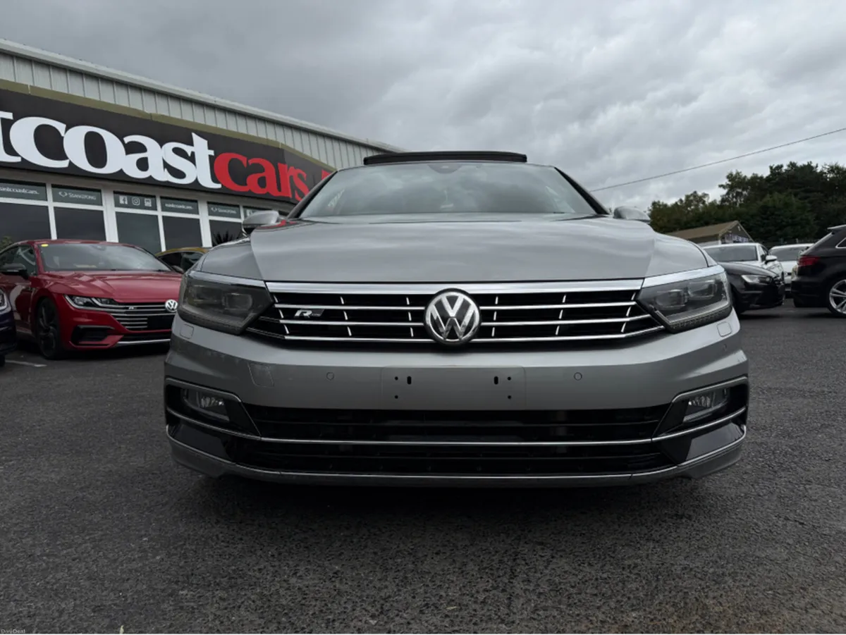 Volkswagen Passat R-LINE SUNROOF 2.0 R-LINE EDITIO - Image 5