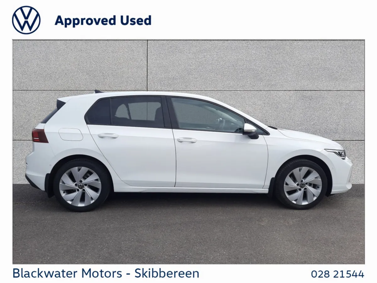 Volkswagen Golf GOLF EDITION 75 1.5 TSI 116HP - Image 6