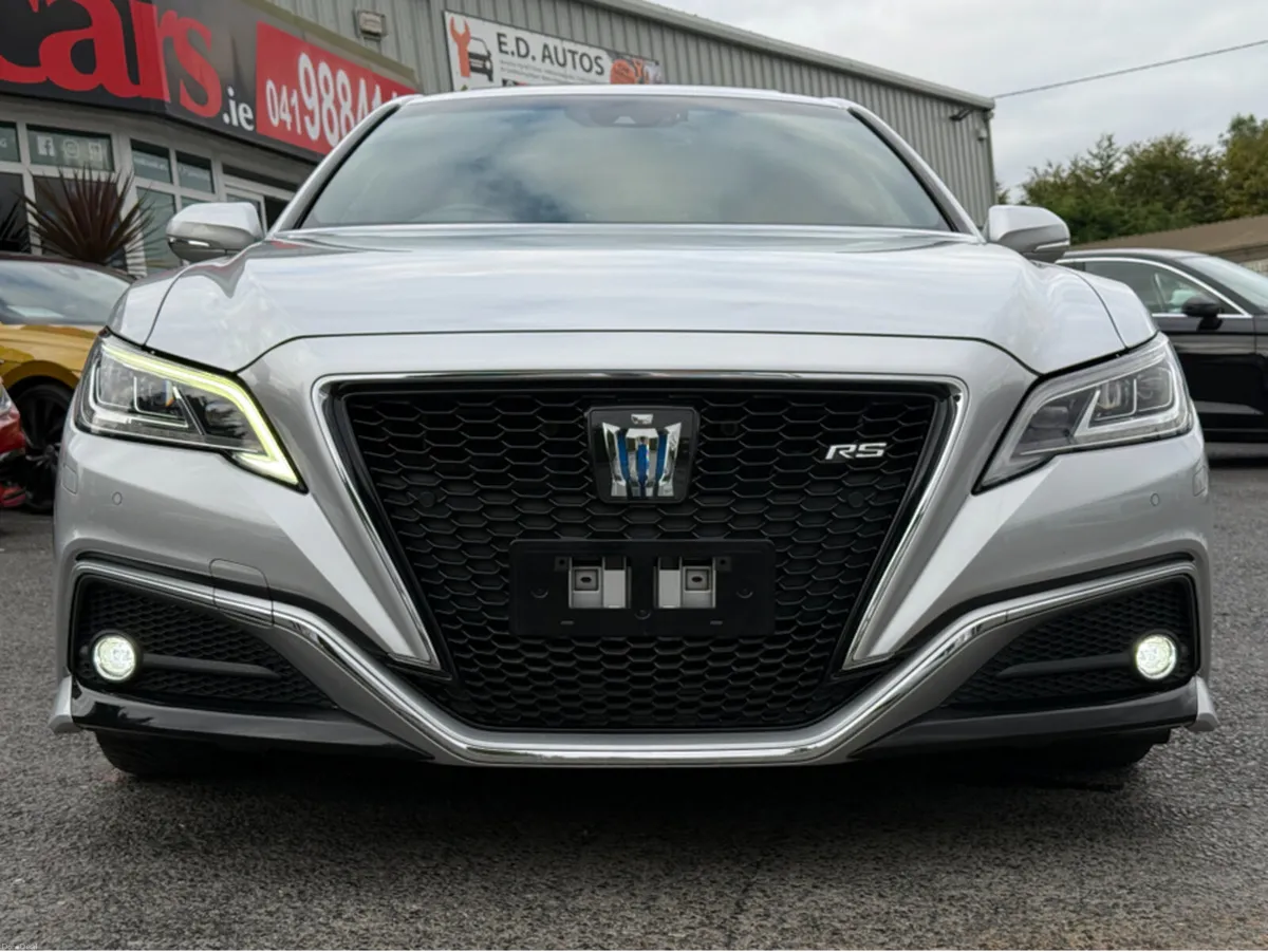 Toyota Crown 3.5 RS HYBRID  - FULL LEATHER ELECTRI - Image 2