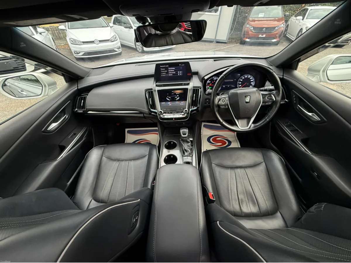 Toyota Crown 3.5 RS HYBRID  - FULL LEATHER ELECTRI - Image 4