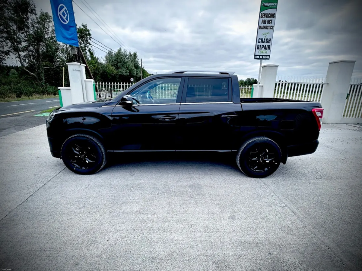 KGM Musso 4x4 CREWCAB  5 SEATER 2.2 TURBO DIESEL 2 - Image 5