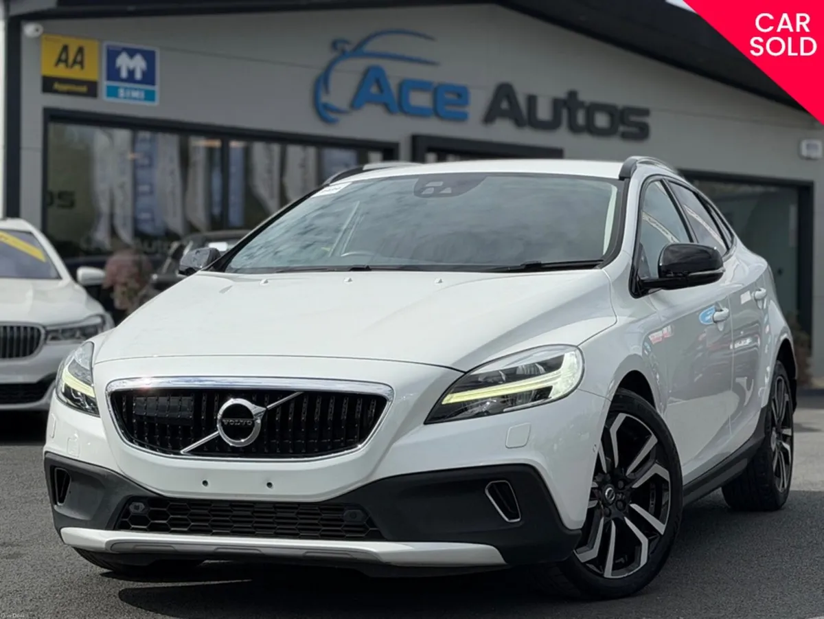 Volvo V40 ***DEPOSIT TAKEN*** D4 - 2.0L DIESEL - A - Image 1