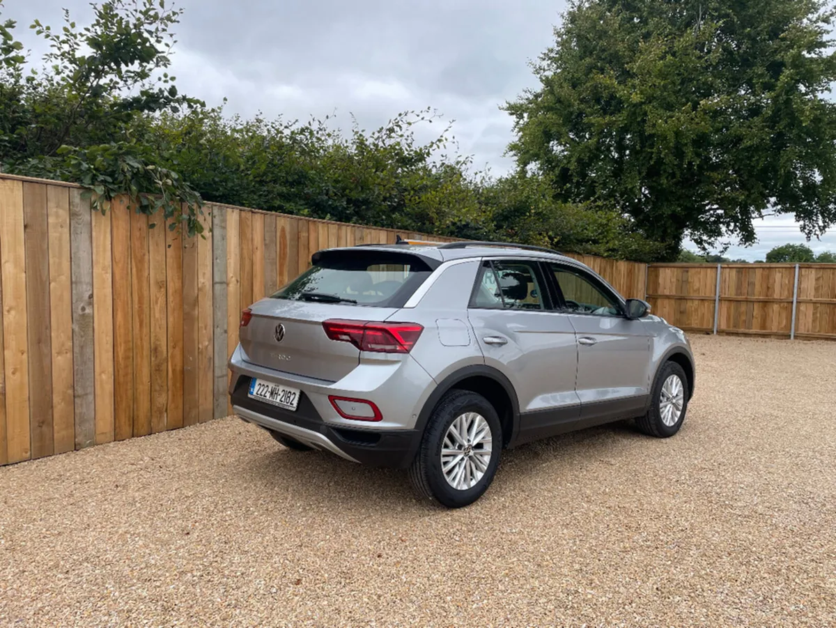 Volkswagen T-Roc 1.0 LITRE TSI LIFE MODEL - Image 6