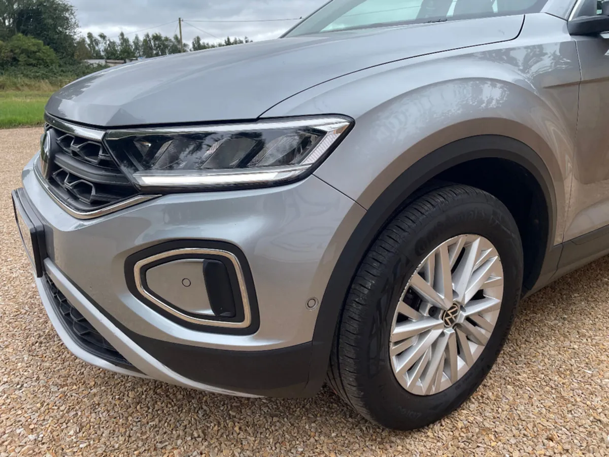 Volkswagen T-Roc 1.0 LITRE TSI LIFE MODEL - Image 5