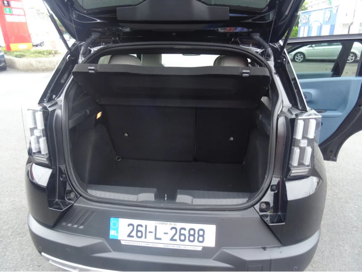 Fiat Panda LA PRIMA 1.2 110HP 5DR A - Image 6