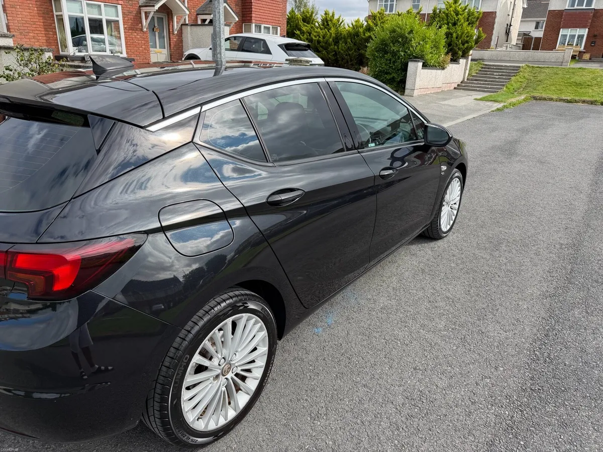 2016 Vauxhall Astra Elite 1.6 CDTi | HIGH SPEC | - Image 4
