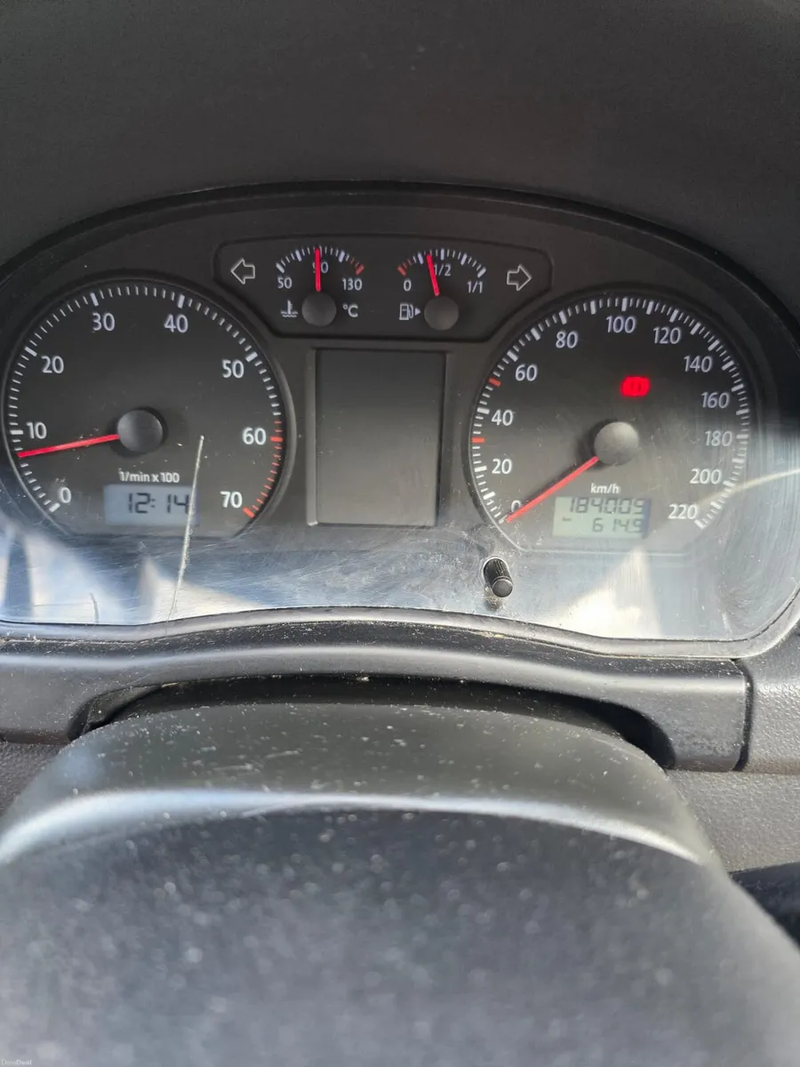 VOLKSWAGEN
 Polo 2006 - Image 5