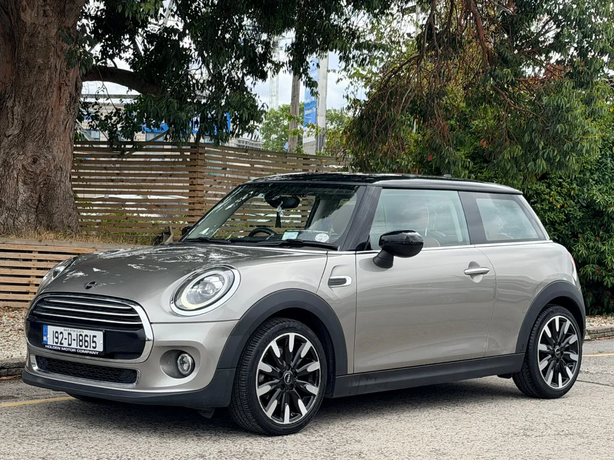 2019 Mini Cooper. LEATHER NTERIOR..SUNROOF - Image 2