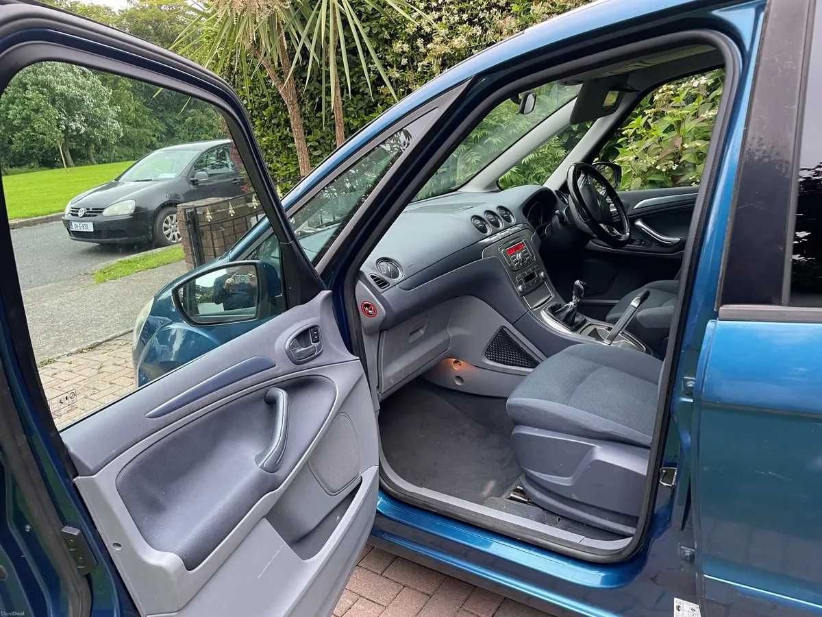 Ford Galaxy 2007 - Image 2