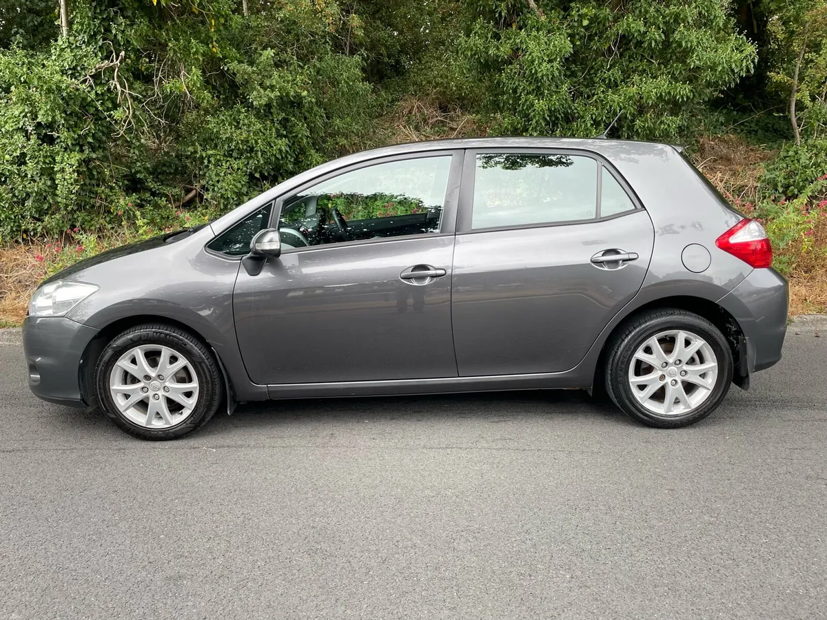 Toyota Auris - Image 5