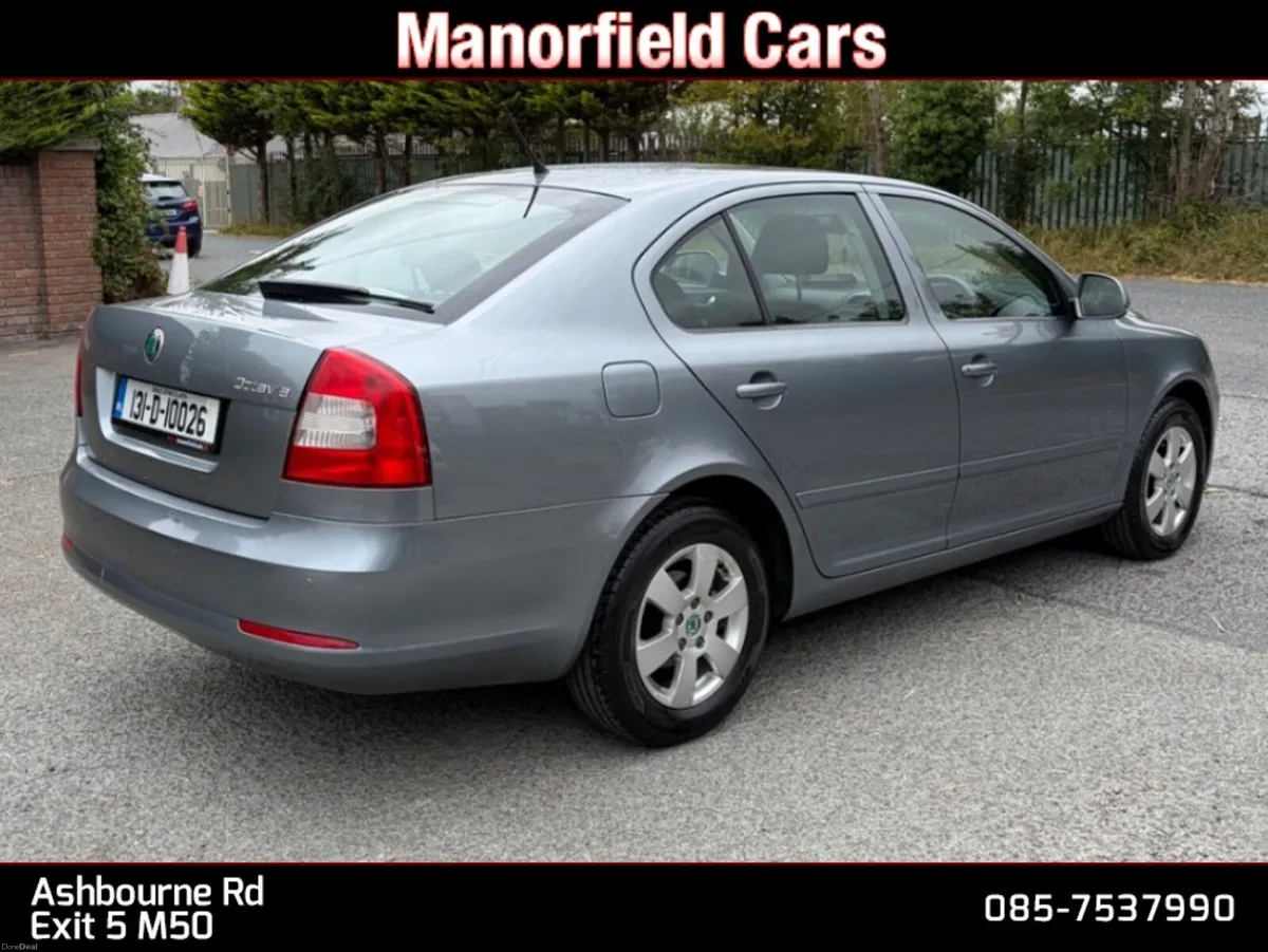 2013 Skoda Octavia Elegance 1.2 TSI 105BHP PETROL - Image 4