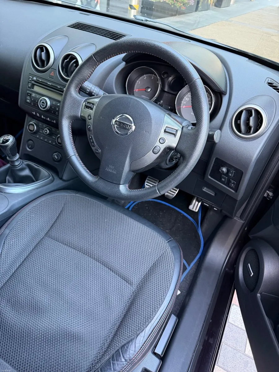 Nissan Qashqai 2011 - Image 3