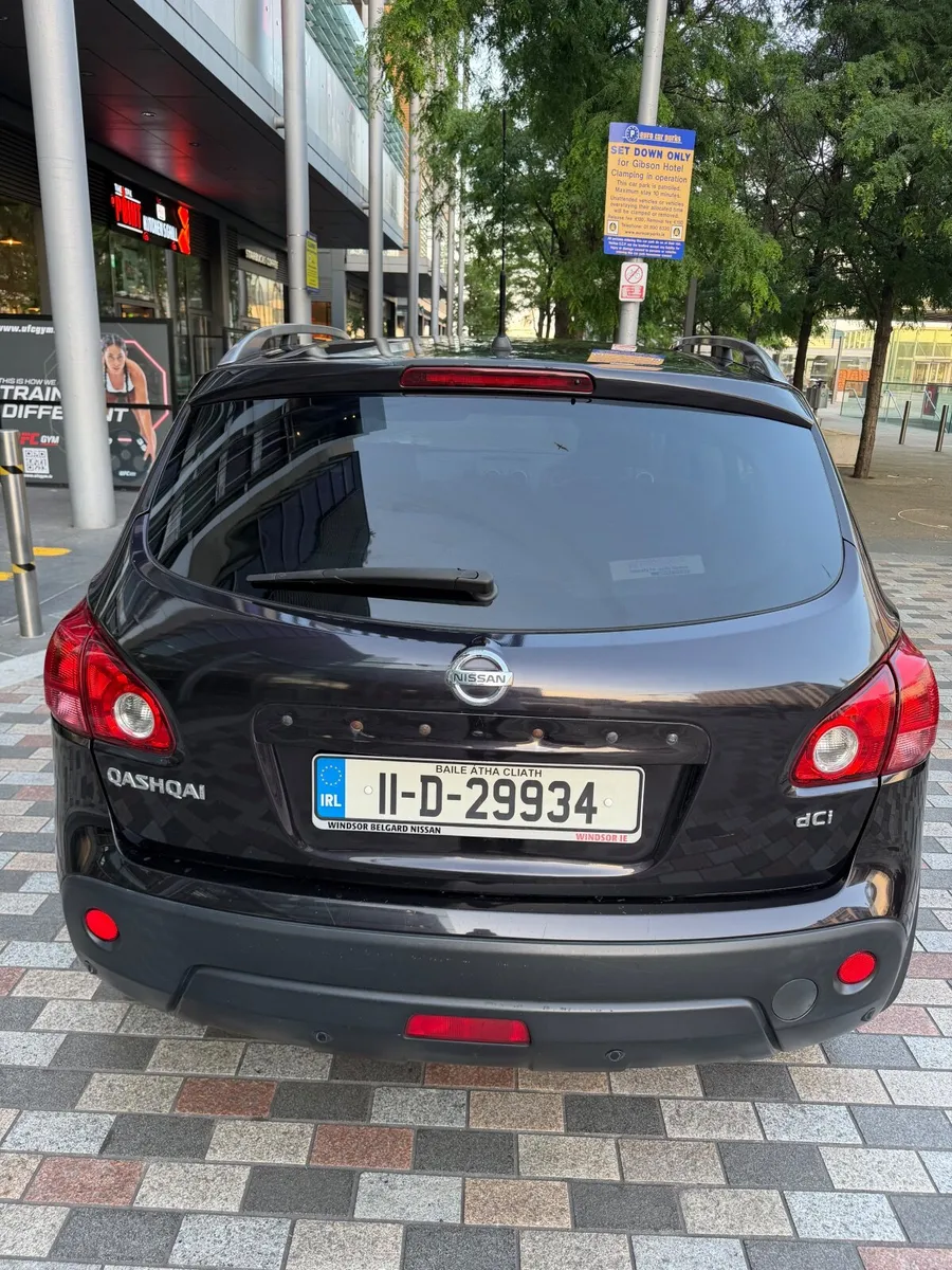 Nissan Qashqai 2011 - Image 4
