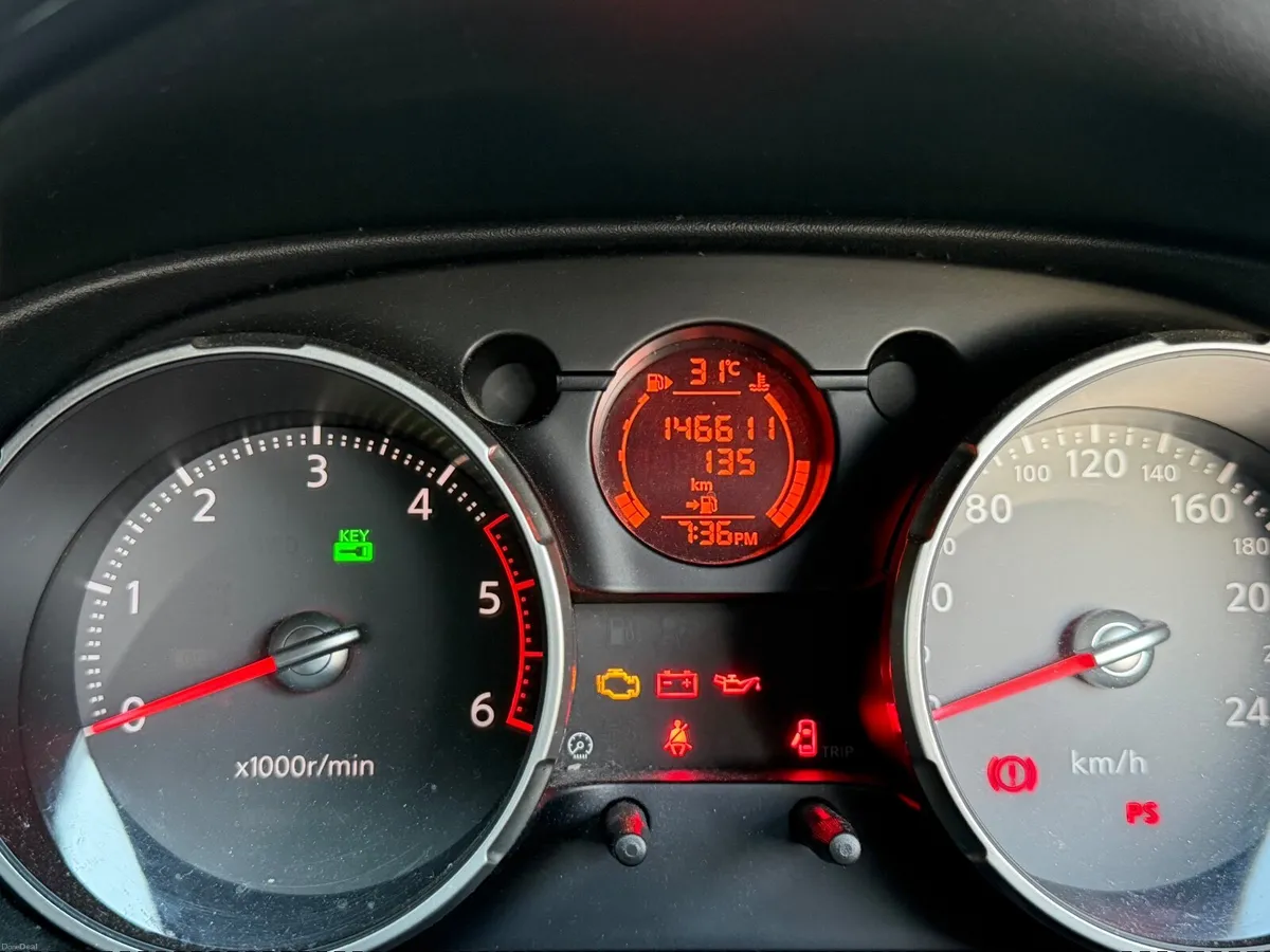 Nissan Qashqai 2011 - Image 6