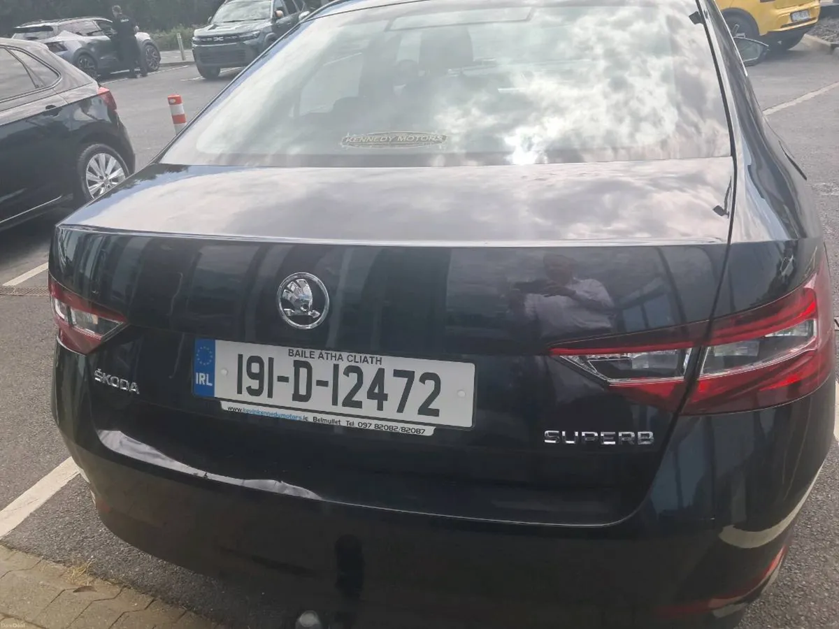 Skoda Superb 2019 - Image 3