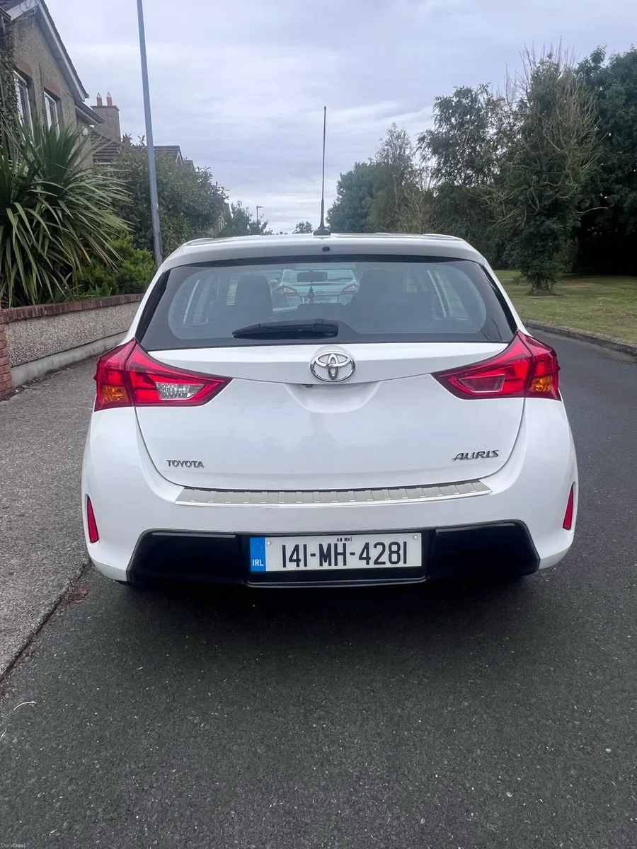 Toyota Auris - Image 5
