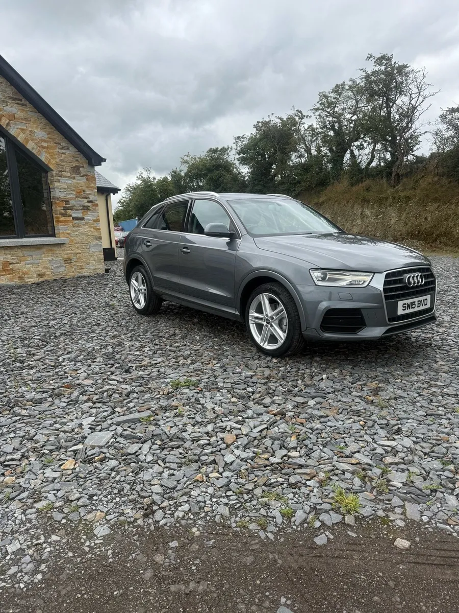 Audi Q3 - Image 2