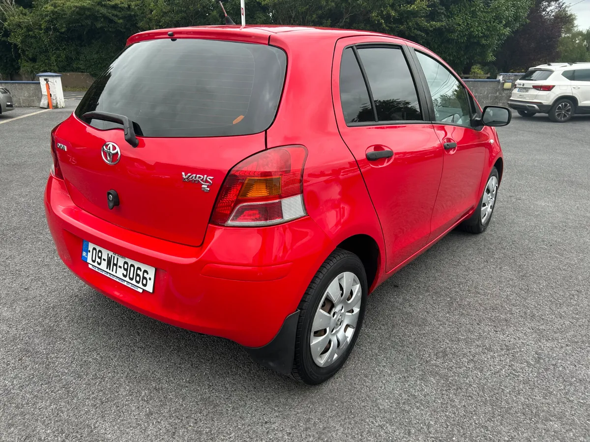 2009 Toyota Yaris 1.0 VVT-i 5Dr Terra - Image 4
