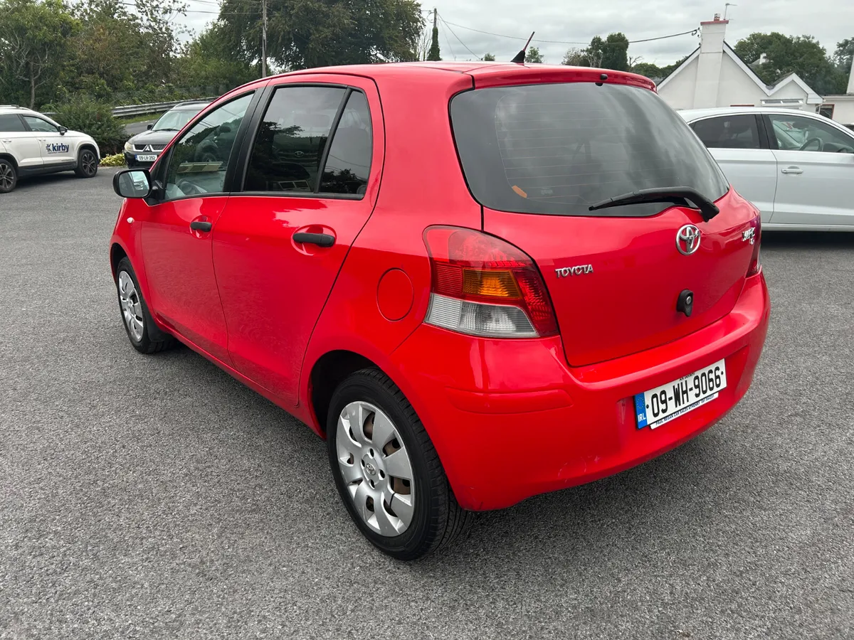 2009 Toyota Yaris 1.0 VVT-i 5Dr Terra - Image 3
