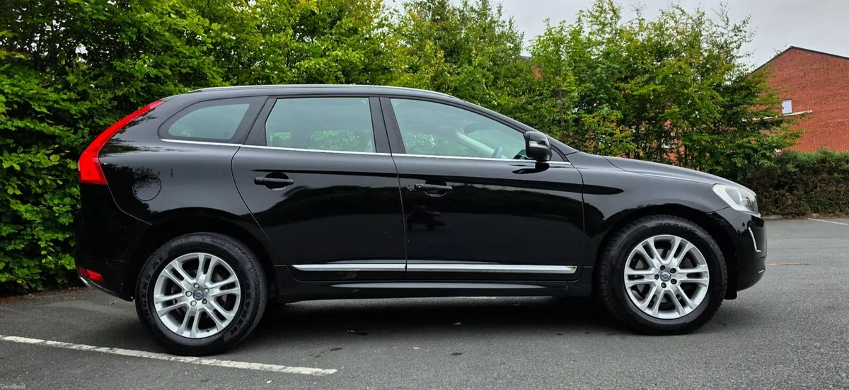 2015 Volvo XC60 D4 Automatic Diesel - Image 6