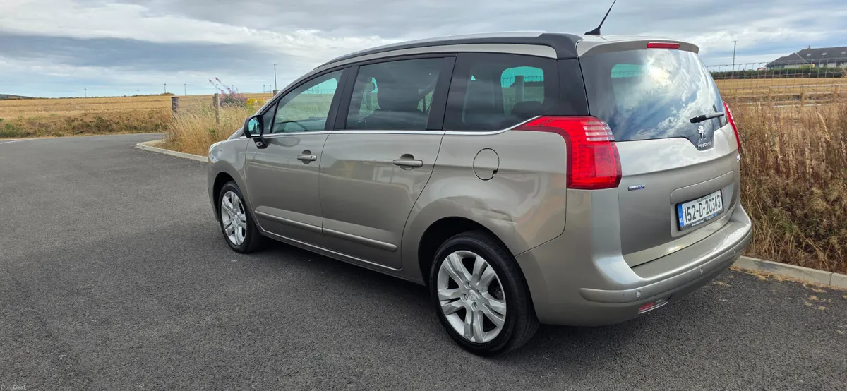 Peugeot 5008 2015 - Image 5